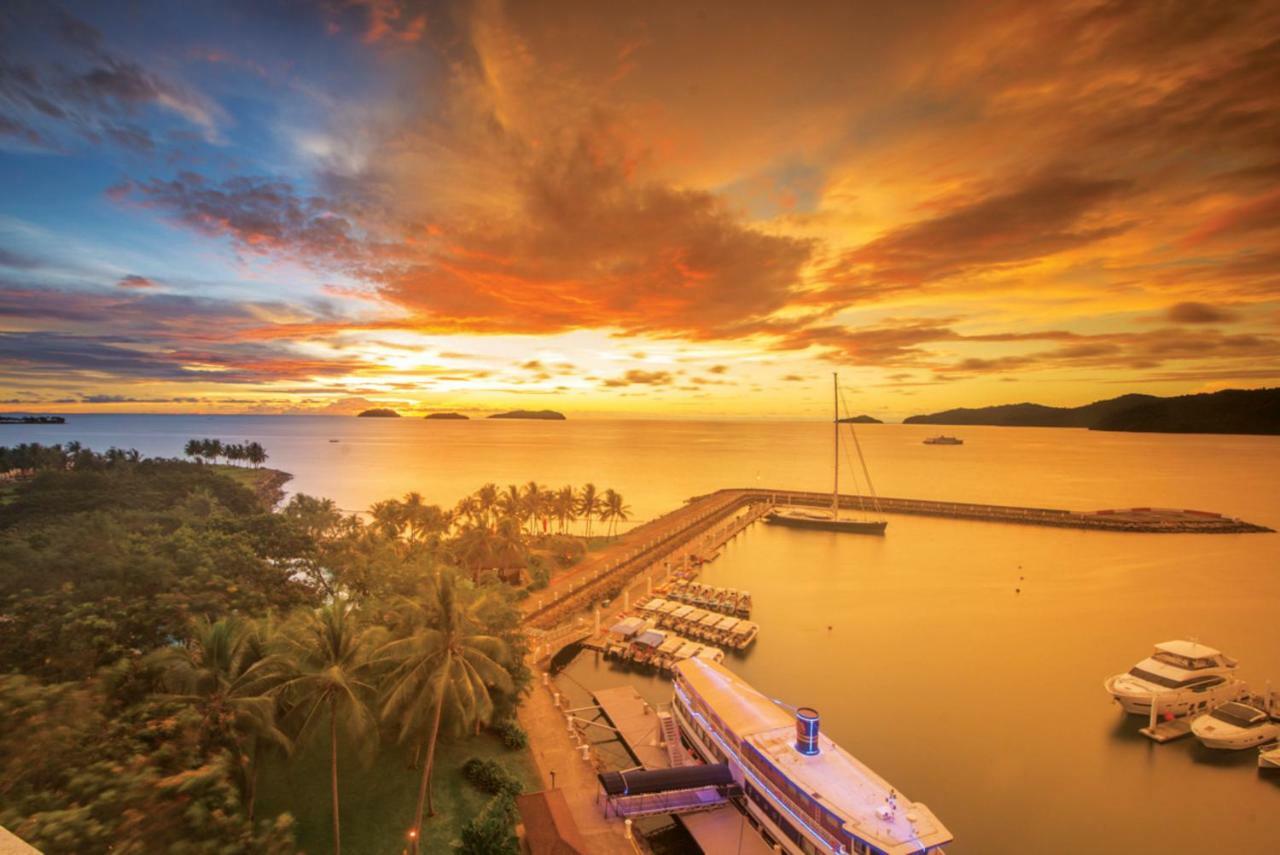 The Pacific Sutera Hotel Kota Kinabalu Exterior photo Sunset at the Royal Phuket Yacht Club